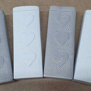 UMIDIFICATORE IN CERAMICA 7x17x10,5 CM EFFETTO MAGLIONE CON GANCIO SET 4 PZ